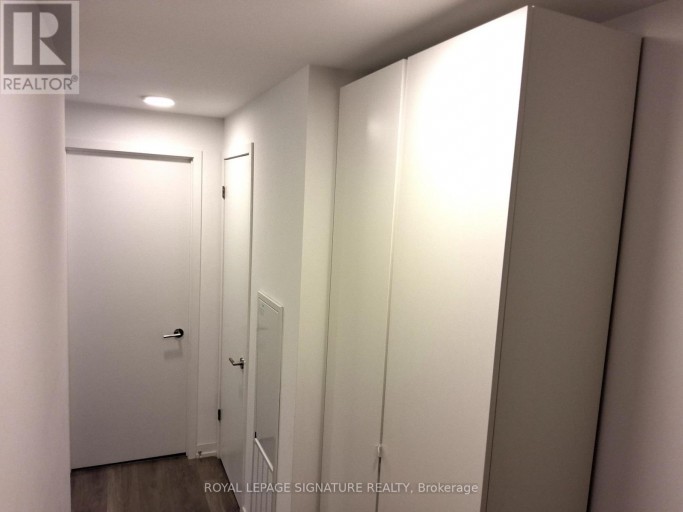 C701 - 8 BEVERLEY GLEN BOULEVARD, Vaughan (Beverley Glen), Ontario, L4J0L5