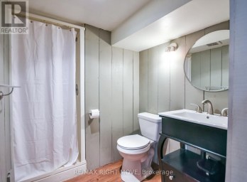 10 LETITIA STREET Barrie (Sunnidale) Ontario photo 34