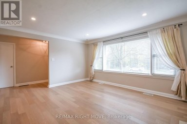 10 LETITIA STREET Barrie (Sunnidale) Ontario photo 6