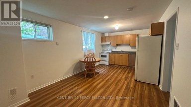 BSMT - 35 FOREST DALE DRIVE Barrie (Little Lake) Ontario photo 13