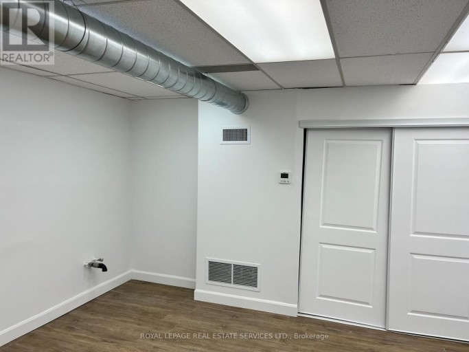 2 - 896 BURNHAMTHORPE ROAD W, Mississauga (Mavis-Erindale), Ontario, L5C2S3