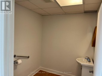 2 - 896 BURNHAMTHORPE ROAD W Mississauga (Mavis-Erindale) Ontario photo 7