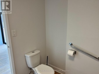 2 - 896 BURNHAMTHORPE ROAD W Mississauga (Mavis-Erindale) Ontario photo 8