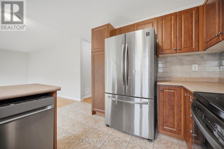 668 CALDWELL CRESCENT, Milton (BE Beaty), Ontario, L9T0H6
