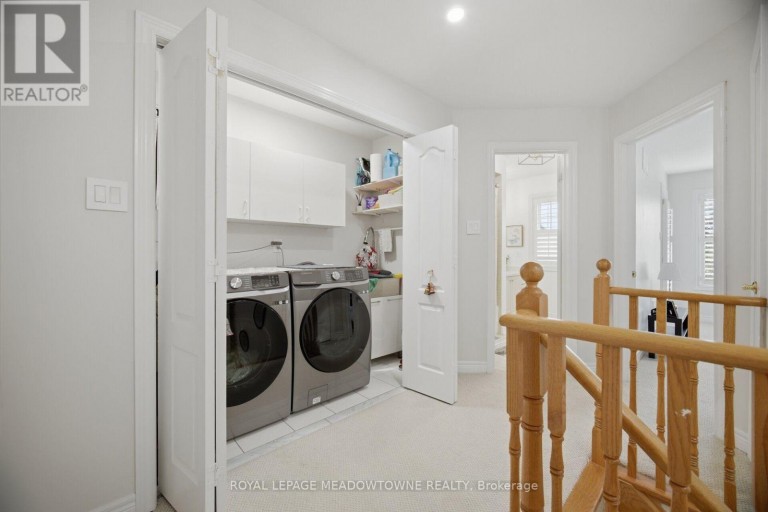 6623 BLACKHEATH UPPER RIDGE, Mississauga (Meadowvale Village), Ontario, L5W1Z7