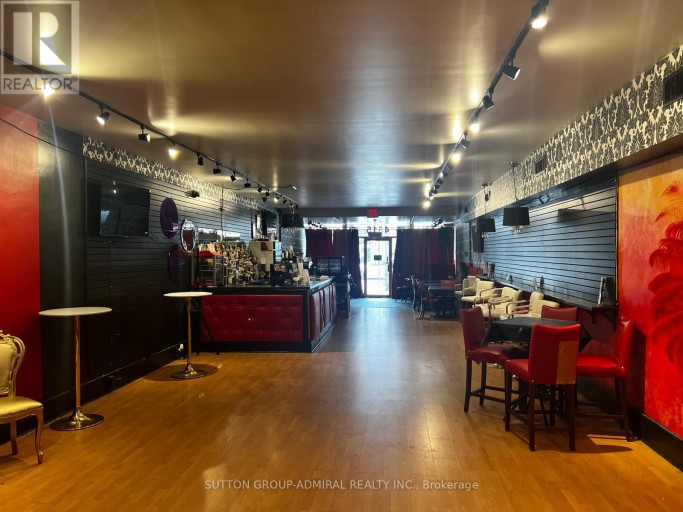 4515 QUEEN STREET, Niagara Falls (Downtown), Ontario, L2E2L4