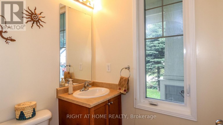 33 MARINA VILLAGE DRIVE, Georgian Bay (Baxter), Ontario, L0K1S0