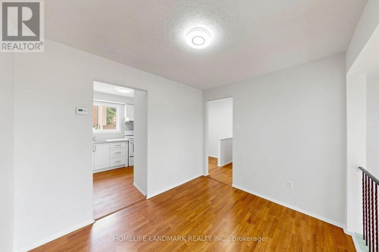 8 RUSTY CREST WAY, Toronto (Don Valley Village), Ontario, M2J2Y4