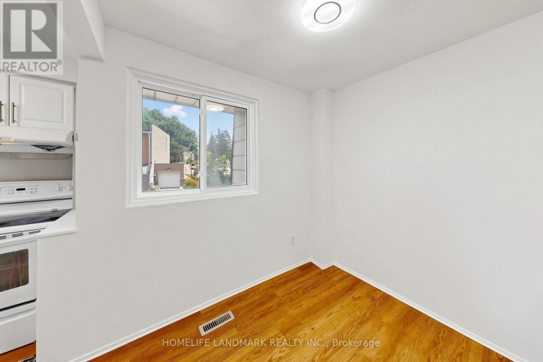 8 RUSTY CREST WAY, Toronto (Don Valley Village), Ontario, M2J2Y4