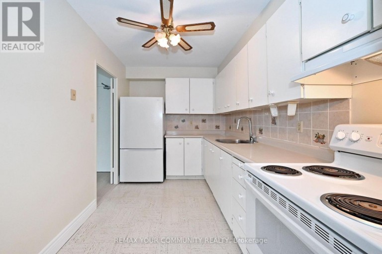 2602 - 5 MASSEY SQUARE, Toronto (Crescent Town), Ontario, M4C5L6
