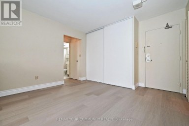 2602 - 5 MASSEY SQUARE Toronto (Crescent Town) Ontario photo 14
