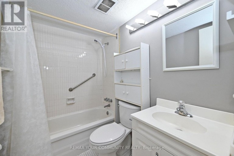 2602 - 5 MASSEY SQUARE, Toronto (Crescent Town), Ontario, M4C5L6