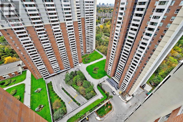 2602 - 5 MASSEY SQUARE, Toronto (Crescent Town), Ontario, M4C5L6