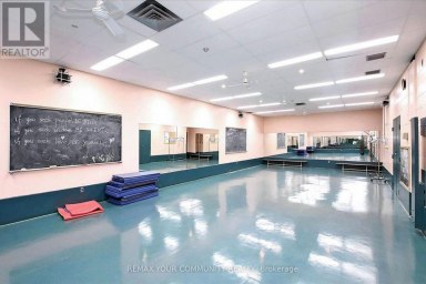 2602 - 5 MASSEY SQUARE Toronto (Crescent Town) Ontario photo 25