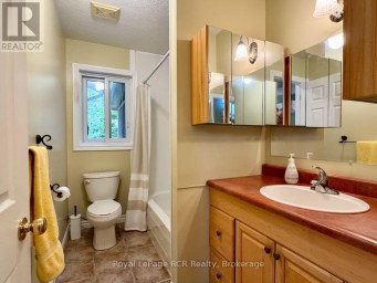 290 MYLES BAY SHORE ROAD Northern Bruce Peninsula Ontario photo 20