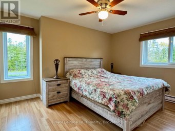 290 MYLES BAY SHORE ROAD Northern Bruce Peninsula Ontario photo 24