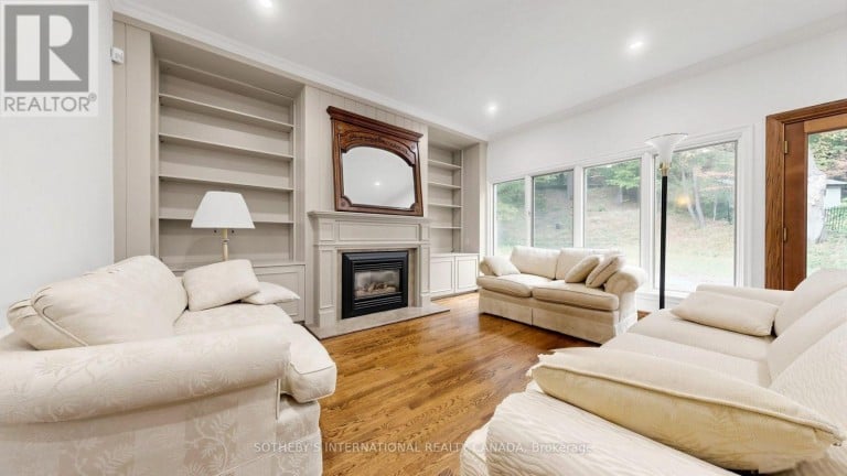 54 PLYMBRIDGE ROAD, Toronto (Bridle Path-Sunnybrook-York Mills), Ontario, M2P1A3