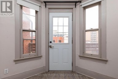 2 - 365 CLINTON STREET Toronto (Annex) Ontario photo 9