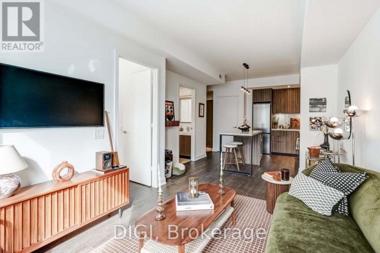 Q702 - 120 ONTARIO STREET, Toronto (Moss Park), Ontario, M5A1C4