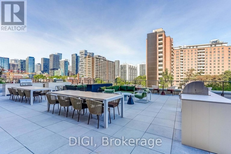 Q702 - 120 ONTARIO STREET, Toronto (Moss Park), Ontario, M5A1C4