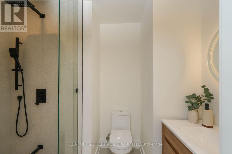 45 WILLIAM STREET, King (King City), Ontario, L7B1L1