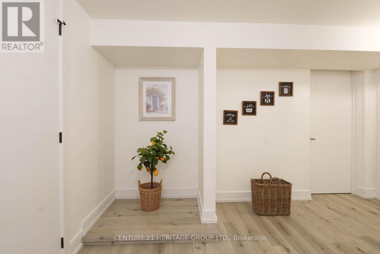 45 WILLIAM STREET, King (King City), Ontario, L7B1L1