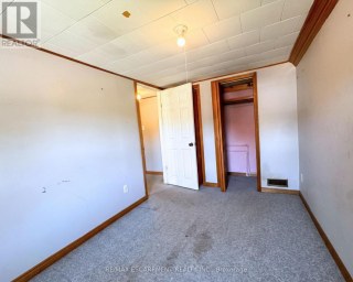 233 TALBOT STREET Norfolk (Courtland) Ontario photo 13
