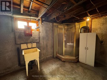 233 TALBOT STREET Norfolk (Courtland) Ontario photo 18