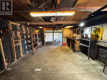 233 TALBOT STREET Norfolk (Courtland) Ontario photo 21