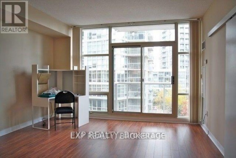 302 - 9 SPADINA AVENUE, Toronto (Waterfront Communities), Ontario, M5V3V5