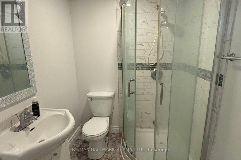 #A (LOWER) - 504 BRISTOL ROAD, Newmarket (Bristol-London), Ontario, L3Y6P8