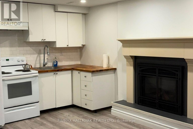 #A (LOWER) - 504 BRISTOL ROAD, Newmarket (Bristol-London), Ontario, L3Y6P8