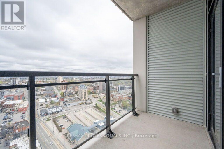 2504 - 60 CHARLES STREET W, Kitchener, Ontario, N2G0C9