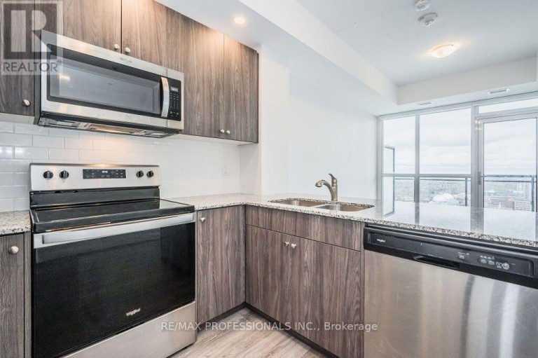 2504 - 60 CHARLES STREET W, Kitchener, Ontario, N2G0C9