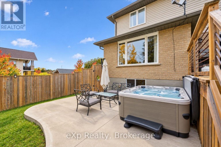 41 STUMPF STREET, Centre Wellington (Elora/Salem), Ontario, N0B1S0
