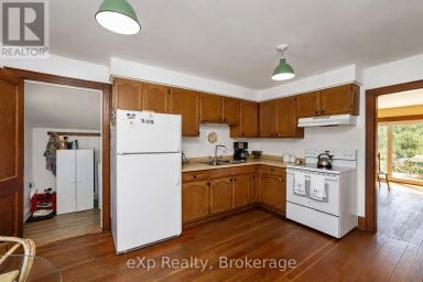 58111 12TH LINE Meaford Ontario photo 5