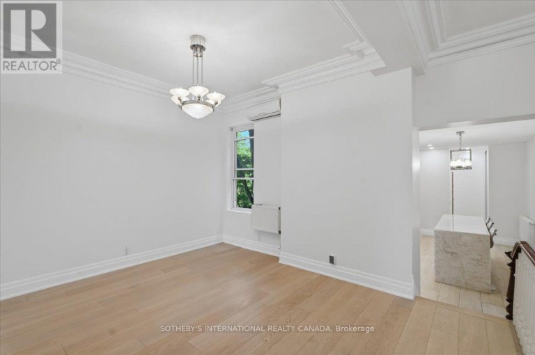 UPPER UNIT - 33 ROSE AVENUE, Toronto (Cabbagetown-South St. James Town), Ontario, M4X1N7