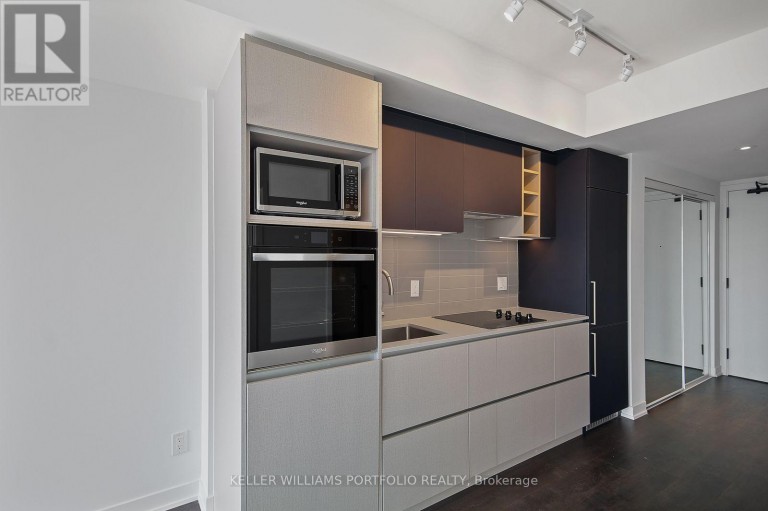 1816 - 319 JARVIS STREET, Toronto (Moss Park), Ontario, M5B2C2