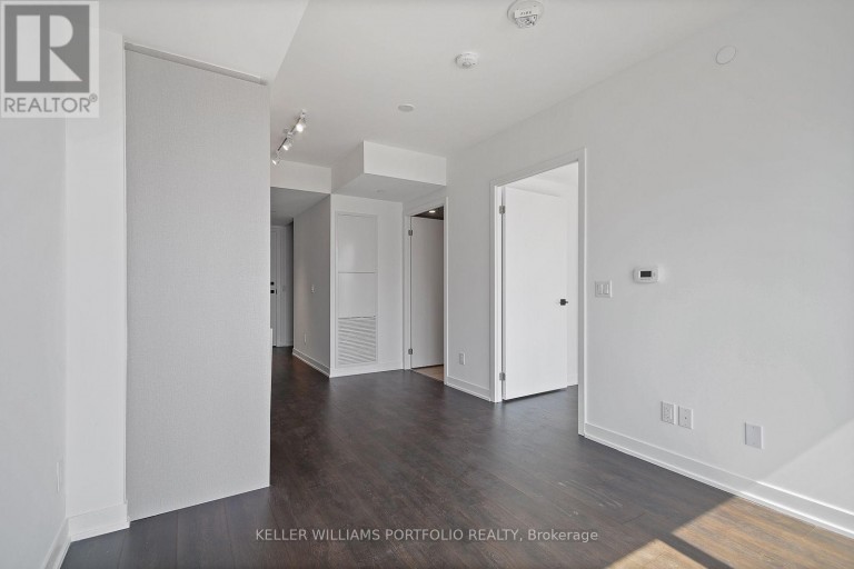 1816 - 319 JARVIS STREET, Toronto (Moss Park), Ontario, M5B2C2