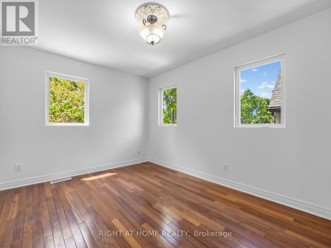 MAIN - 20 KILDONAN DRIVE, Toronto (Birchcliffe-Cliffside), Ontario, M1N3B5