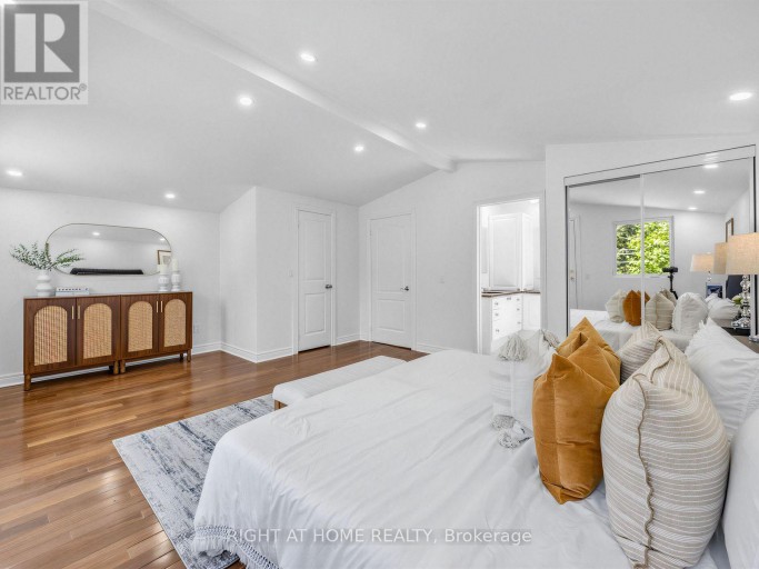 MAIN - 20 KILDONAN DRIVE, Toronto (Birchcliffe-Cliffside), Ontario, M1N3B5