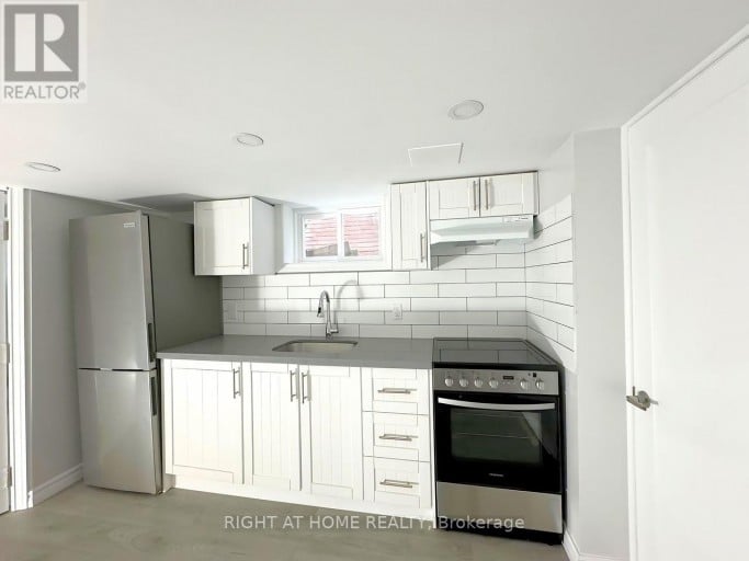 BSMT - 68 WOODINGTON AVENUE, Toronto (Danforth), Ontario, M4C3J5