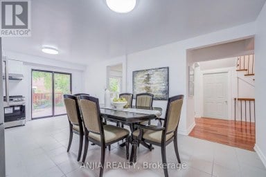 3 MOSSBROOK CRESCENT Toronto (Steeles) Ontario photo 13