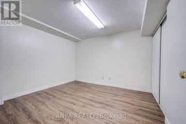 3 MOSSBROOK CRESCENT Toronto (Steeles) Ontario photo 42