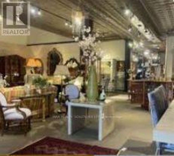 8134 YONGE STREET, Vaughan (Uplands), Ontario, L4J1W4