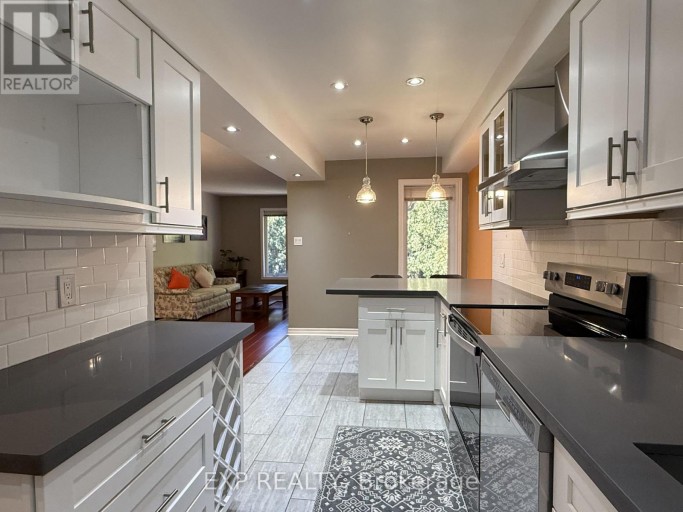 62 WETHERBY CIRCLE, Markham (German Mills), Ontario, L3T7R6