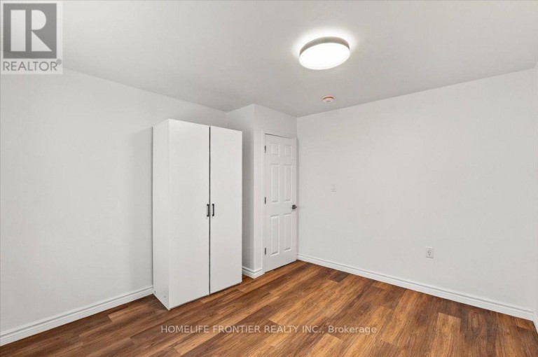 UNIT 3 - 99 REGENT ROAD, Toronto (Downsview-Roding-CFB), Ontario, M3K1H2
