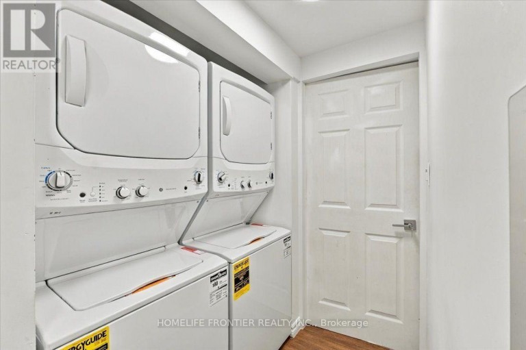 UNIT 3 - 99 REGENT ROAD, Toronto (Downsview-Roding-CFB), Ontario, M3K1H2