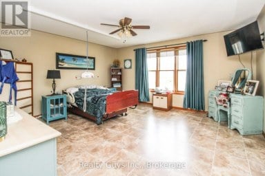 668 BREALEY DRIVE Peterborough (Otonabee Ward 1) Ontario photo 16