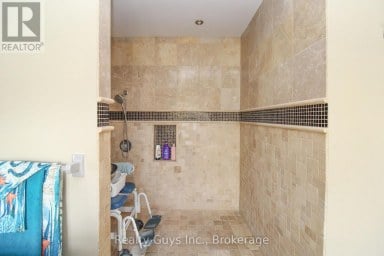 668 BREALEY DRIVE Peterborough (Otonabee Ward 1) Ontario photo 19